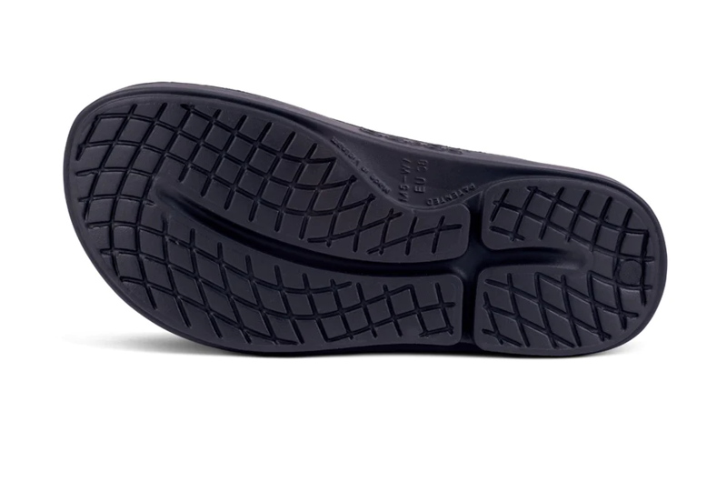 Oofos Women's Ooriginal Sport Sandal Neon Pink-4